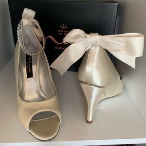 Nina Ivory Wedding Wedges